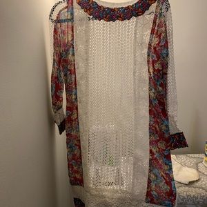 White thread and motif